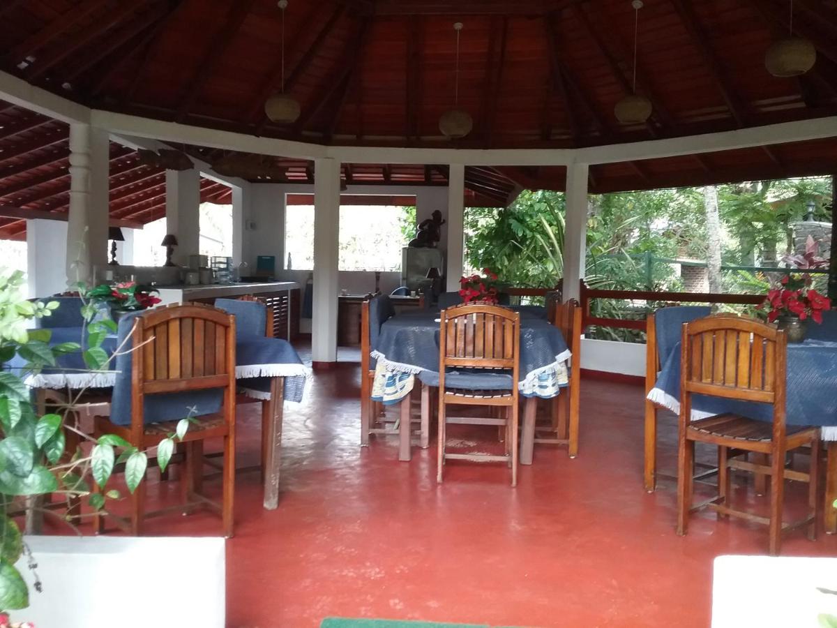 Gasthaus Langeoog Unawatuna Bagian luar foto