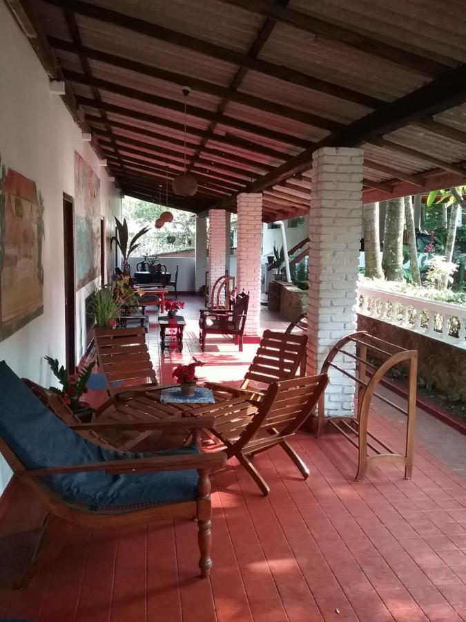 Gasthaus Langeoog Unawatuna Bagian luar foto