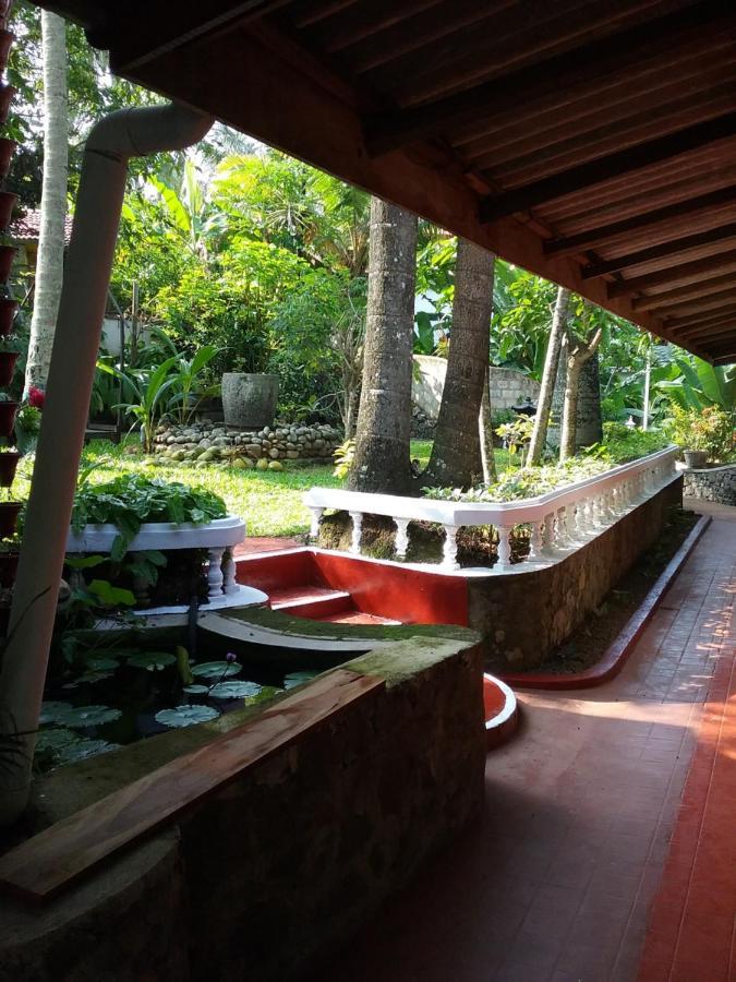 Gasthaus Langeoog Unawatuna Bagian luar foto